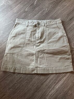Patagonia Classic Cotton Mini Skirt. Size 10. Sage